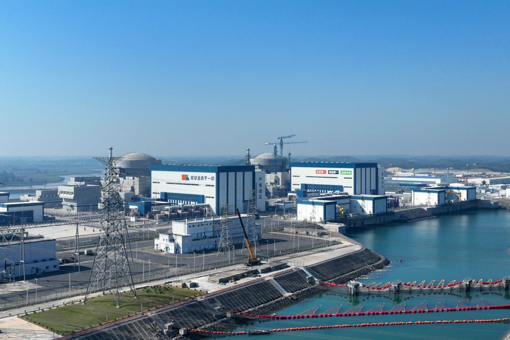 Trung Quốc đứng đầu về số lượng và công suất nhà máy điện hạt nhân đang xây